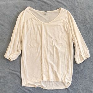 3/4 sleeve shirt